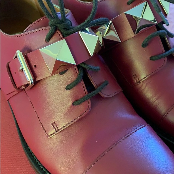 ⚡️FLASH SALE MUST GO ⚡️Valentino Oxfords - Picture 2 of 9
